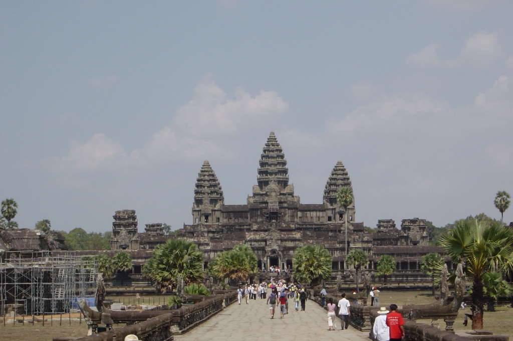 My Angkor Wat Temple Memories : Cambodia (Apr'04) 7