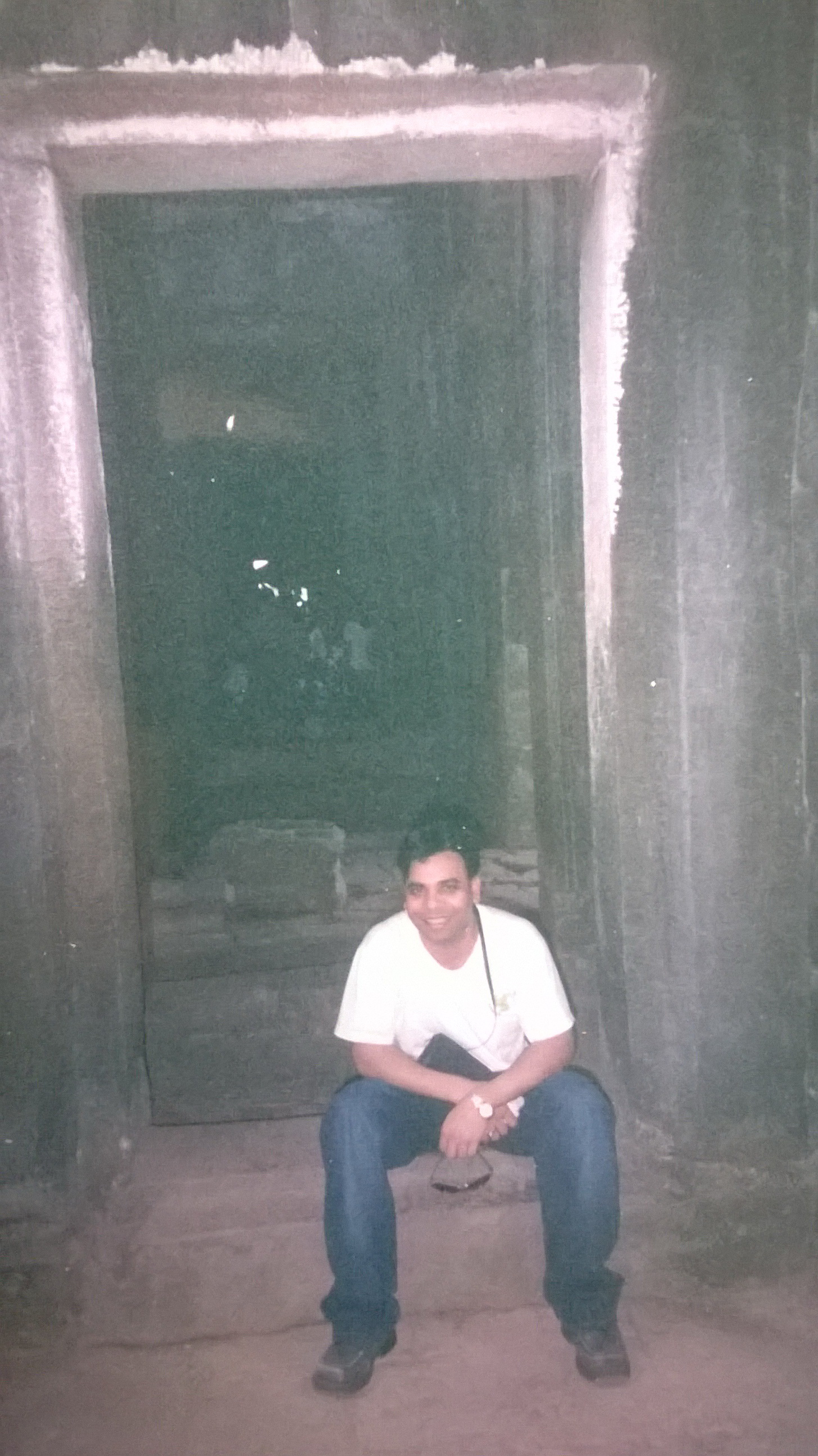My Angkor Wat Temple Memories : Cambodia (Apr'04) 34