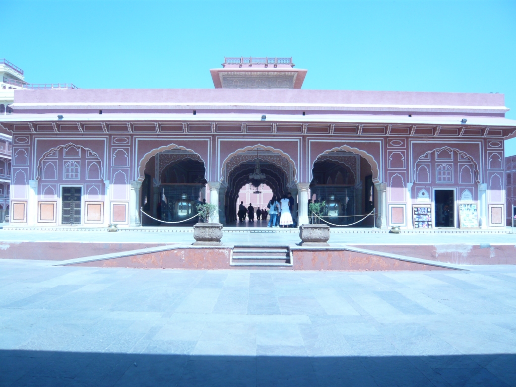Day 6 - Walking Around City Palace : Jaipur, India (Mar'11) 4