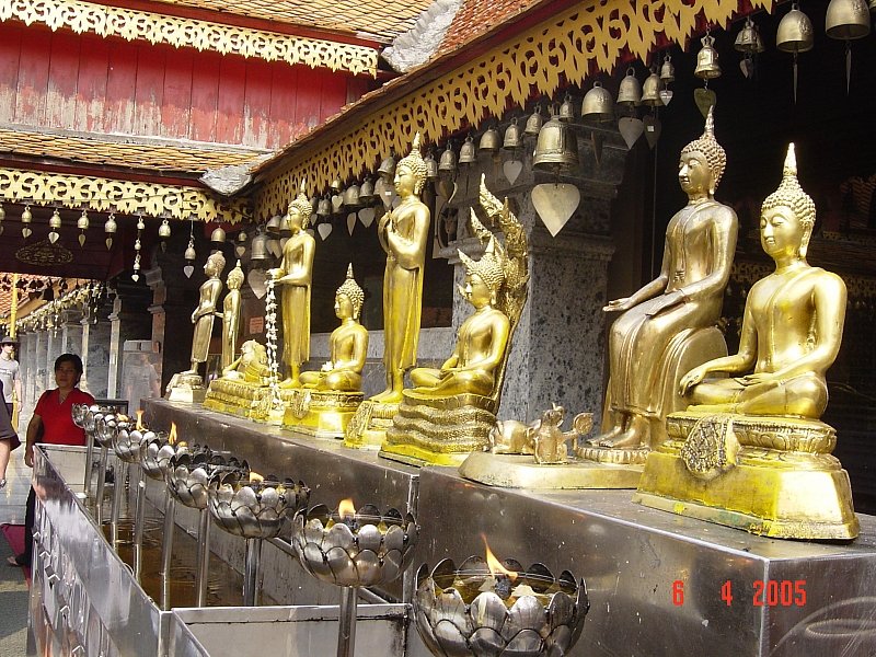 Day 1 - Trip To Doi Suthep Temple : Chiang Mai, Thailand (Apr'05) 9