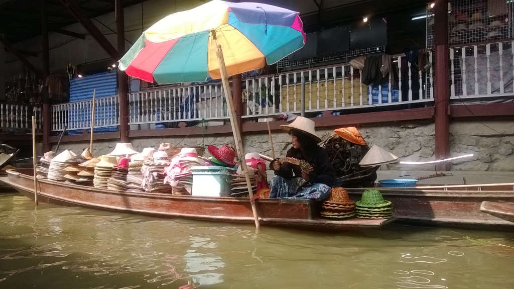 Day 5 - Visited Damnoen Saduak Floating Market With Family : Kanchanaburi, Thailand (Mar'14) 7