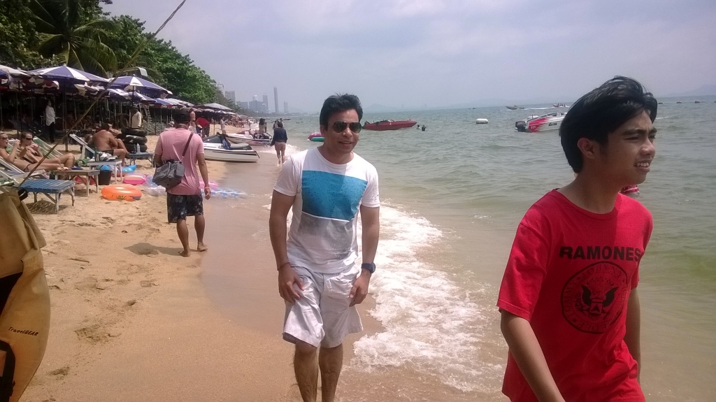 Day 4 - Visited Jomtien Beach With Family : Pattaya, Thailand (Mar'14) 3