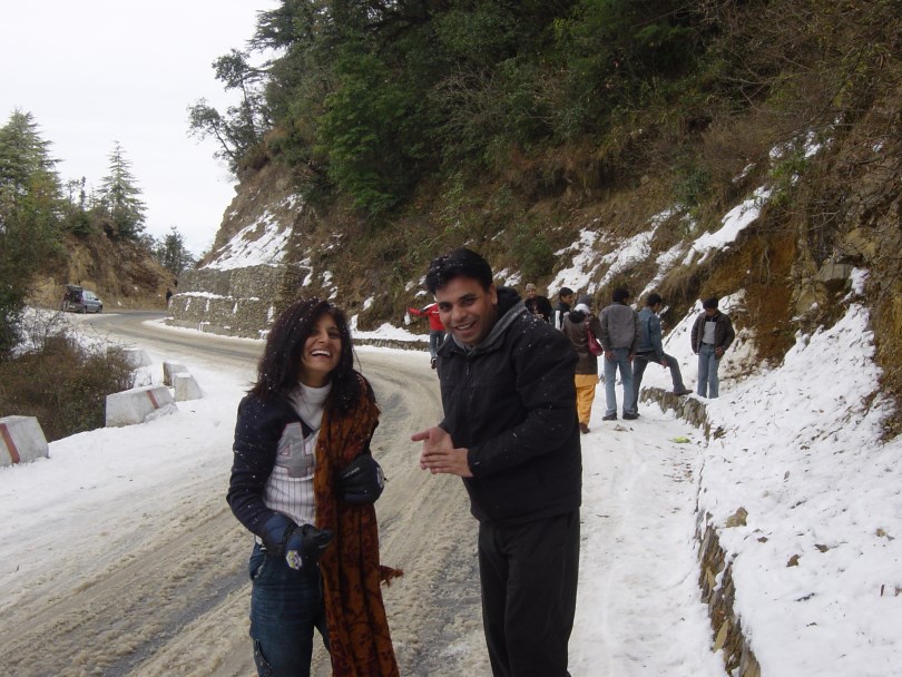 Team Building Activities in Dhanaulti Snowfall : India (Dec'06) 4