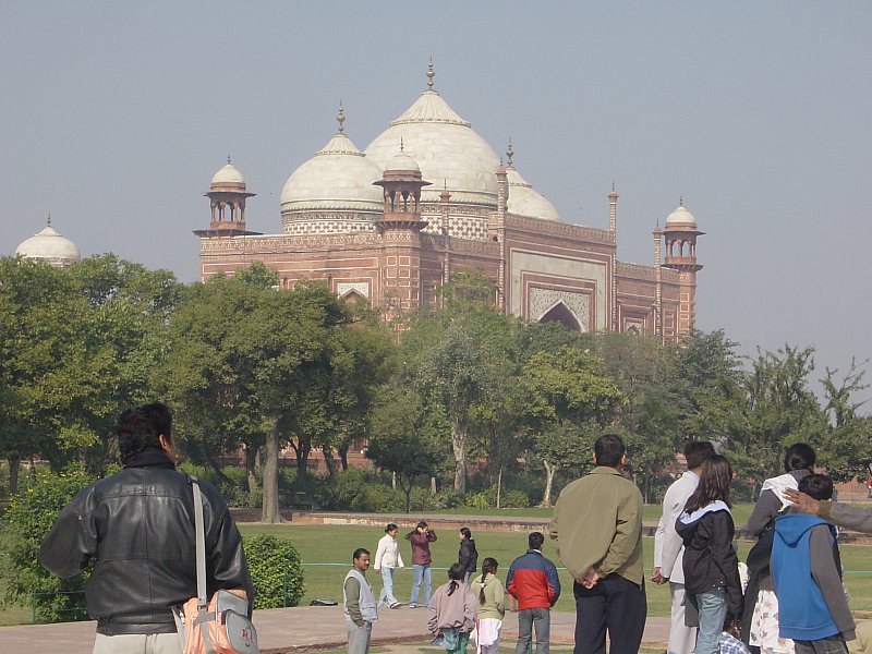 Day Trip To Taj Mahal With My Mother : Agra, India (Dec'06) 10