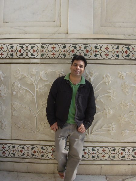 Day Trip To Taj Mahal With My Mother : Agra, India (Dec'06) 3