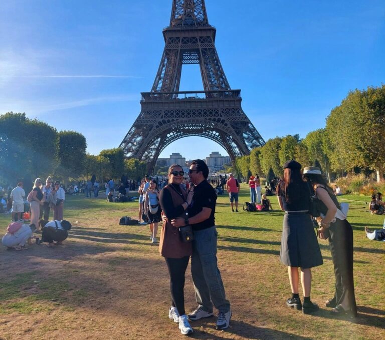 Based in Bangkok ! Sharing Real Moments & Real Stories From My Life’s Journey 2 Day 4 – Exploring Panthéon, Luxembourg Gardens & Eiffel Tower in Paris : France (Sep’26)